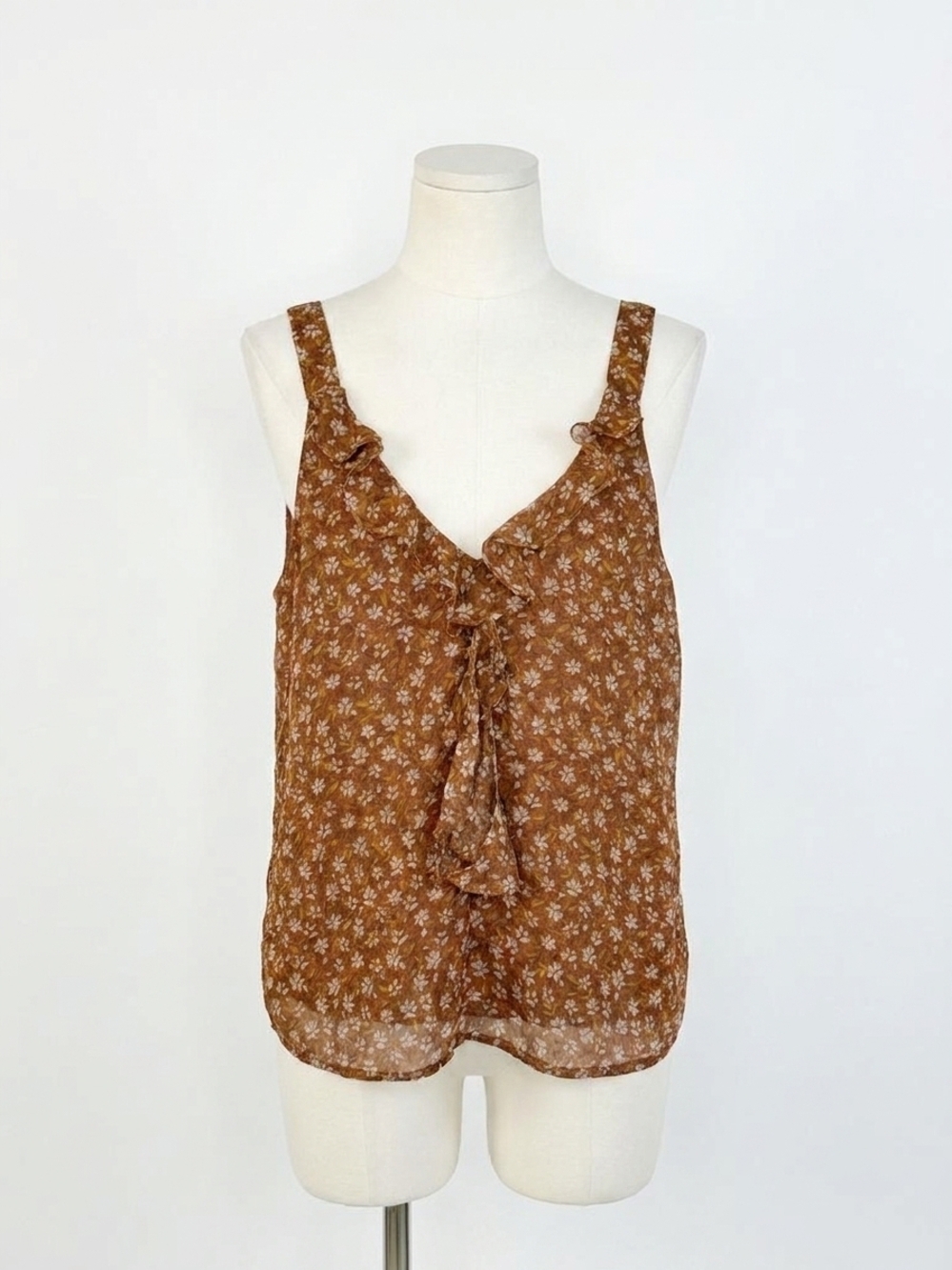 NEW BE COOL women's whispered petal top in almond